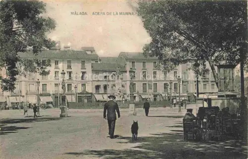 AK / Ansichtskarte MALAGA Andalucia ES Acera de la Marina Monumento