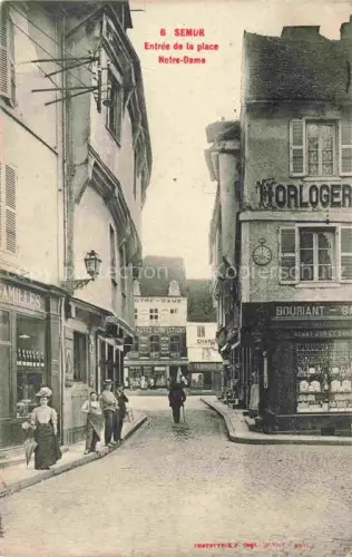 AK / Ansichtskarte SEMUR-EN-AUXOIS Montbard 21 Cote-d Or Entrée de la Place Notre-Dame