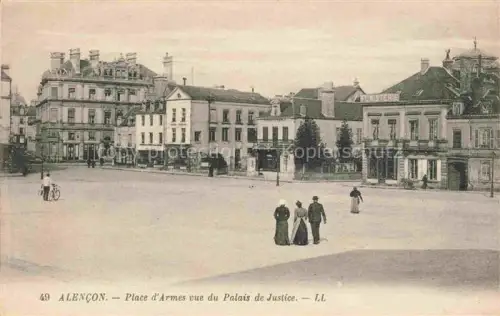 AK / Ansichtskarte ALENCON 61 Orne Place d'Armes vue du Palais de Justice