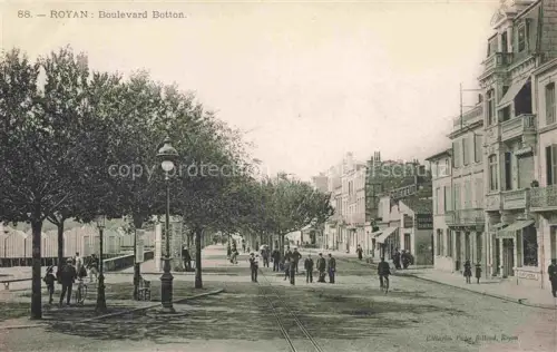 AK / Ansichtskarte ROYAN 17 Charente-Maritime Boulevard Botton