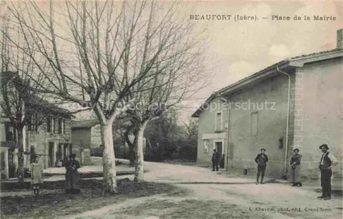 AK / Ansichtskarte Beaufort GRENOBLE 38 Isere Place de la Mairie