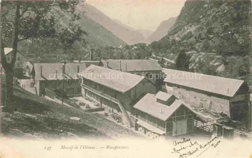 AK / Ansichtskarte Rieupeyroux Vue générale et Massif de l'Oisans