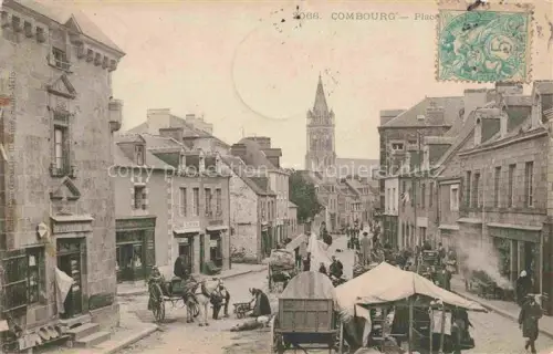 AK / Ansichtskarte Combourg Saint-Malo 35 Ille-et-Vilaine Place au centre Marché Eglise