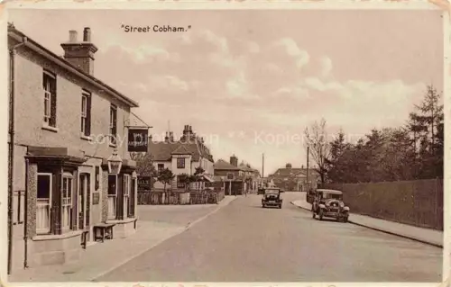 AK / Ansichtskarte Cobham Elmbridge Surrey UK Street