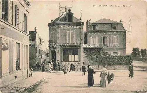 AK / Ansichtskarte Dreux 28 Eure-et-Loir Le Bureau de Poste
