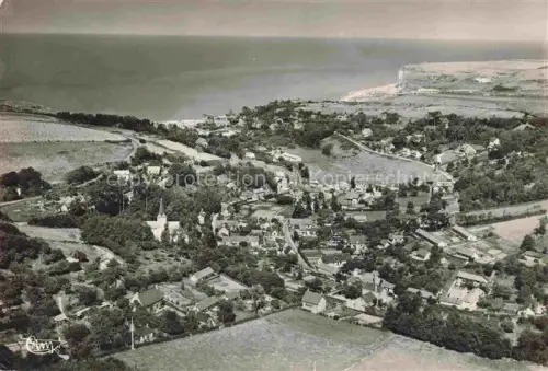 AK / Ansichtskarte Veulettes-sur-Mer DIEPPE 76 Seine-Maritime Vue générale aérienne