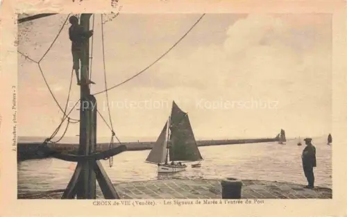 AK / Ansichtskarte Croix-de-Vie Les Sables-d Olonne Vendee 85 Vendee Les Signaux de Maree a l'entree de Port