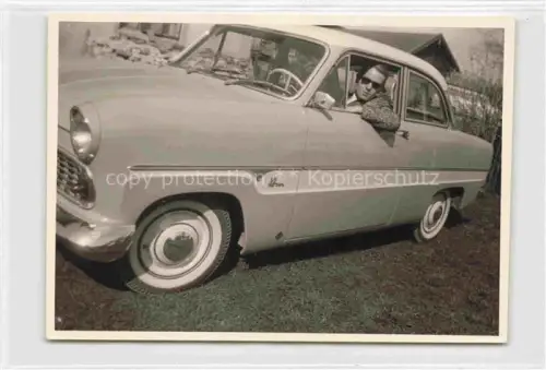 AK / Ansichtskarte FORD Autos Cars Voitures 12 M Streifentaunus 