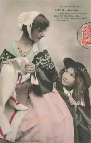 AK / Ansichtskarte VANNES 56 Morbihan L'Artisane Costumes du Morbihan