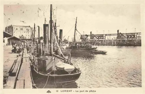 AK / Ansichtskarte LORIENT 56 Morbihan Le port de pêche