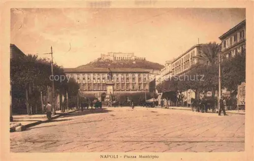 AK / Ansichtskarte NAPOLI Neapel Naples IT Piazza Municipio