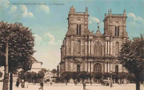 AK / Ansichtskarte Vitry-le-Francois 51 Marne La Cathedrale