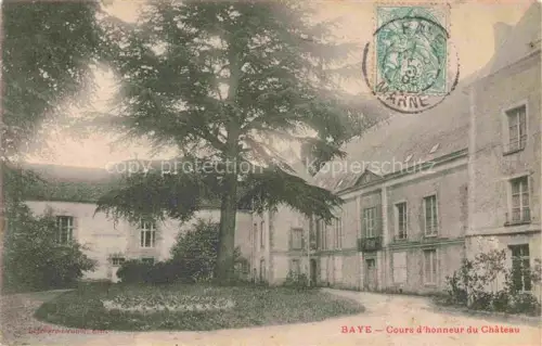 AK / Ansichtskarte Baye Epernay 51 Marne Cours d'honneur du Chateau