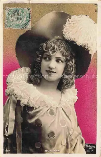 AK / Ansichtskarte Foto Reutlinger Paris Nr. 1187 Dorgere Frau Hut 
