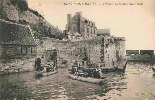 AK / Ansichtskarte Le Mont-Saint-Michel Entrée du Mont à marée haute