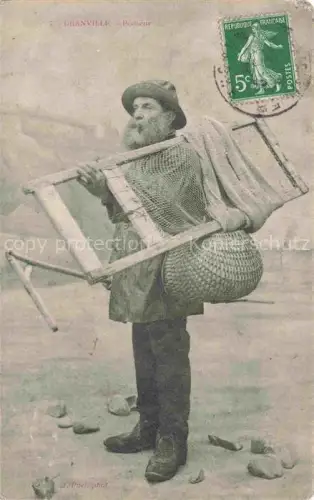 AK / Ansichtskarte GRANVILLE 50 Manche Un pêcheur