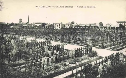 AK / Ansichtskarte Chalons-sur-Marne 51 Marne Cimetière militaire