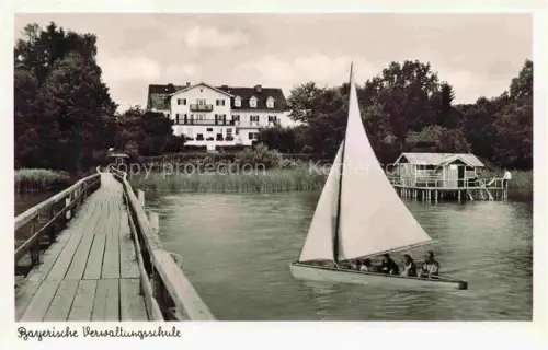 AK / Ansichtskarte Holzhausen Ammersee Bayerische Verwaltungsschule Steg Segelboot