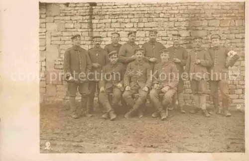 AK / Ansichtskarte Militaria Gruppenfoto WK1 Rotes Kreuz