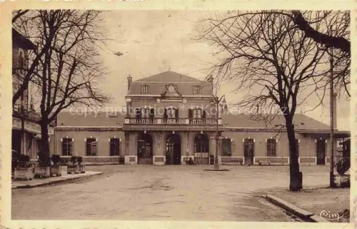 AK / Ansichtskarte VILLENEUVE-SUR-LOT 47 Lot-et-Garonne La gare