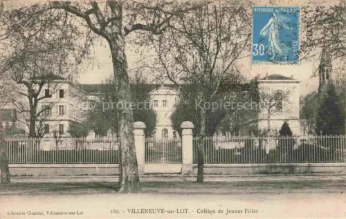 AK / Ansichtskarte VILLENEUVE-SUR-LOT 47 Lot-et-Garonne Collège de Jeunes Filles