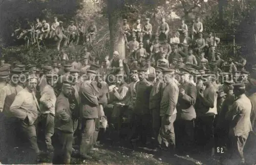 AK / Ansichtskarte 119 Regiment IR 119 Infanterie Stuttgart Grenadiere im Wald