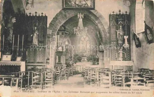 AK / Ansichtskarte Ile-d Arz Vannes 56 Morbihan Interieur de l'Eglise Les Colonnes Romanes qui supportent les voutes datent