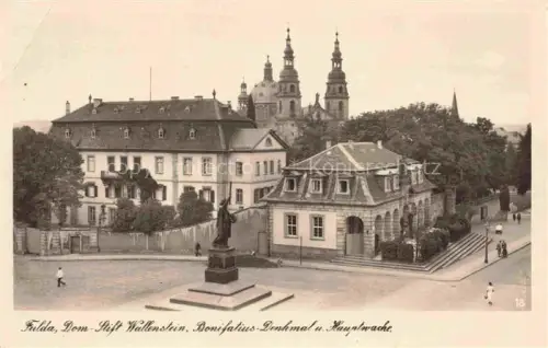 AK / Ansichtskarte FULDA Dom Stift Wallenstein Bonifatius Denkmal und Hauptwache