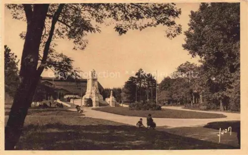 AK / Ansichtskarte BESANCON-LES BAINS 25 Doubs Promenade des glacis