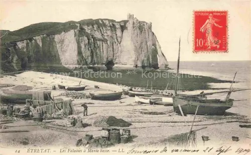 AK / Ansichtskarte ETRETAT LE HAVRE 76 Seine-Maritime Les Falaises a Maree basse