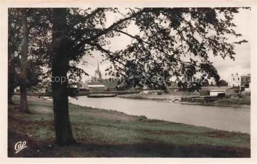 AK / Ansichtskarte Carentan Saint-Lo 50 Manche Le Canal vers l'Eglise