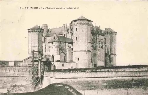 AK / Ansichtskarte Saumur 49 Maine-et-Loire Le Chateau avant sa restauration