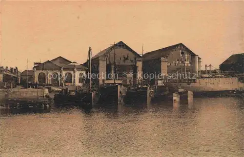 AK / Ansichtskarte CHERBOURG-Octeville 50 Manche L'Arsenal Cales de Construction