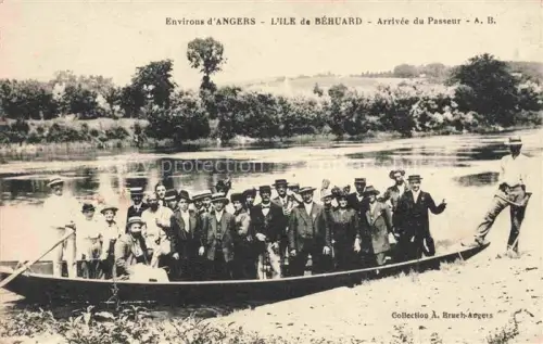 AK / Ansichtskarte Ile de Behuard ANGERS 49 Maine-et-Loire Arrivée du Passeur