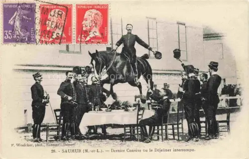 AK / Ansichtskarte Saumur 49 Maine-et-Loire Dernier Convive ou le déjeuner interrompu