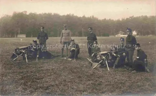 AK / Ansichtskarte Militaria Schweiz Maschinengewehr 