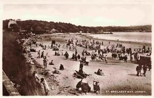 AK / Ansichtskarte Jersey  UK St Brelades Bay