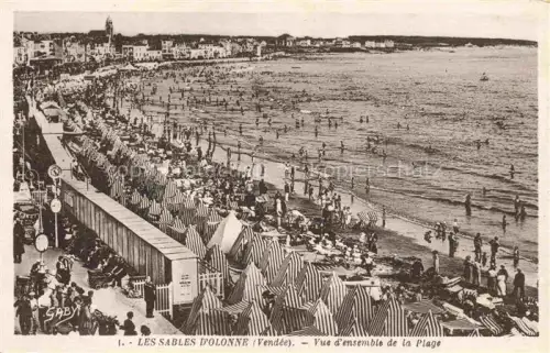 AK / Ansichtskarte Les Sables-d Olonne 85 Vue d'ensemble de la Plage