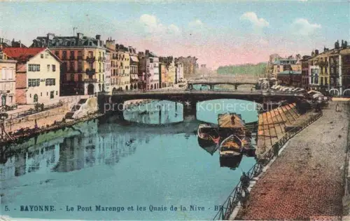 AK / Ansichtskarte Bayonne 64 Pyrenees-Atlantiques Le Pont Marengo et les Quais de la Nive