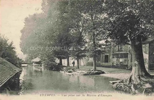 AK / Ansichtskarte Etampes 91 Essonne Vue prise sur la Riviere d'Etampes