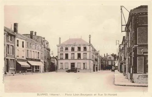 AK / Ansichtskarte Suippes Chalons-en-Champagne 51 Marne Place Léon-Bourgeois et Rue St. Honoré