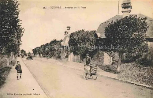 AK / Ansichtskarte Suippes Chalons-en-Champagne 51 Marne Avenue de la Gare