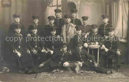 AK / Ansichtskarte ULM  Donau Gruppenfoto Kaserne