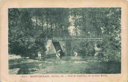 AK / Ansichtskarte Montmirail Epernay 51 Marne Pont de Piccaraio sur le Petit Morin