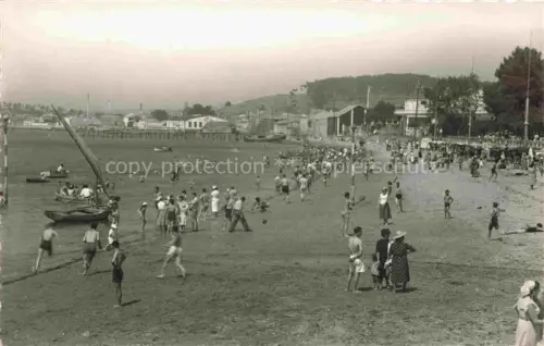 AK / Ansichtskarte Villagarcia de Arosa Pontevedra Galicia ES A la playa Strandleben