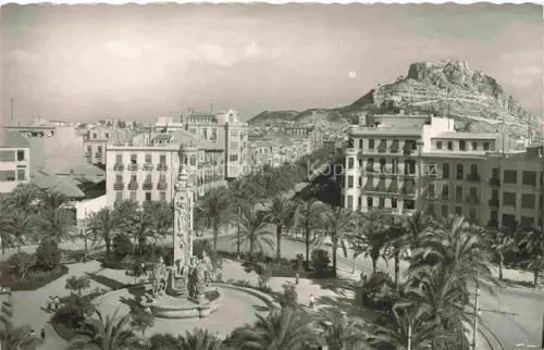 AK / Ansichtskarte ALICANTE Valenciana ES Plaza de los Luceros y Avenida de Alfonso el Sabio