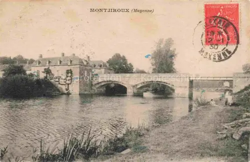 AK / Ansichtskarte Montjiroux Montgiroux Alexain MAYENNE 53 Mayenne Aux bords de la rivière Pont