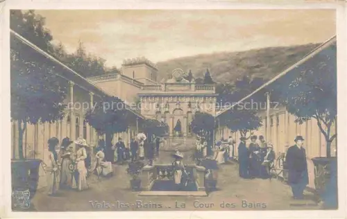AK / Ansichtskarte Vals-les-Bains Largentiere 07 Ardeche La Cour des Bains