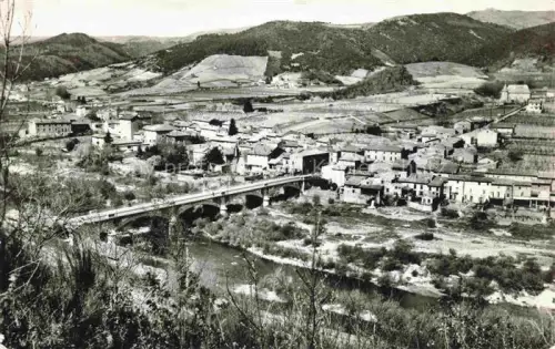 AK / Ansichtskarte Saint-Laurent-du-Pape Vue générale