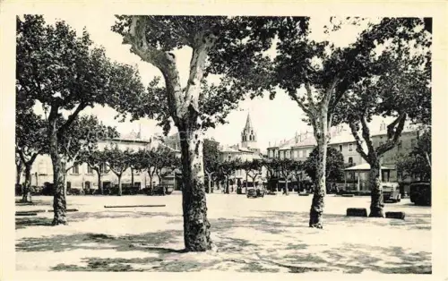 AK / Ansichtskarte Aubenas-en-Vivarais Largentiere 07 Ardeche Place du Champ de Mars